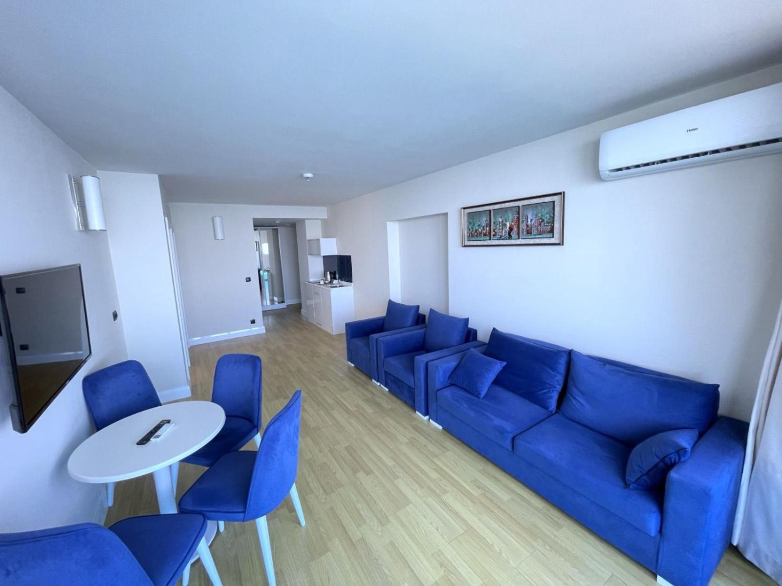 Orbi City Batumi Hotel ภายนอก รูปภาพ
