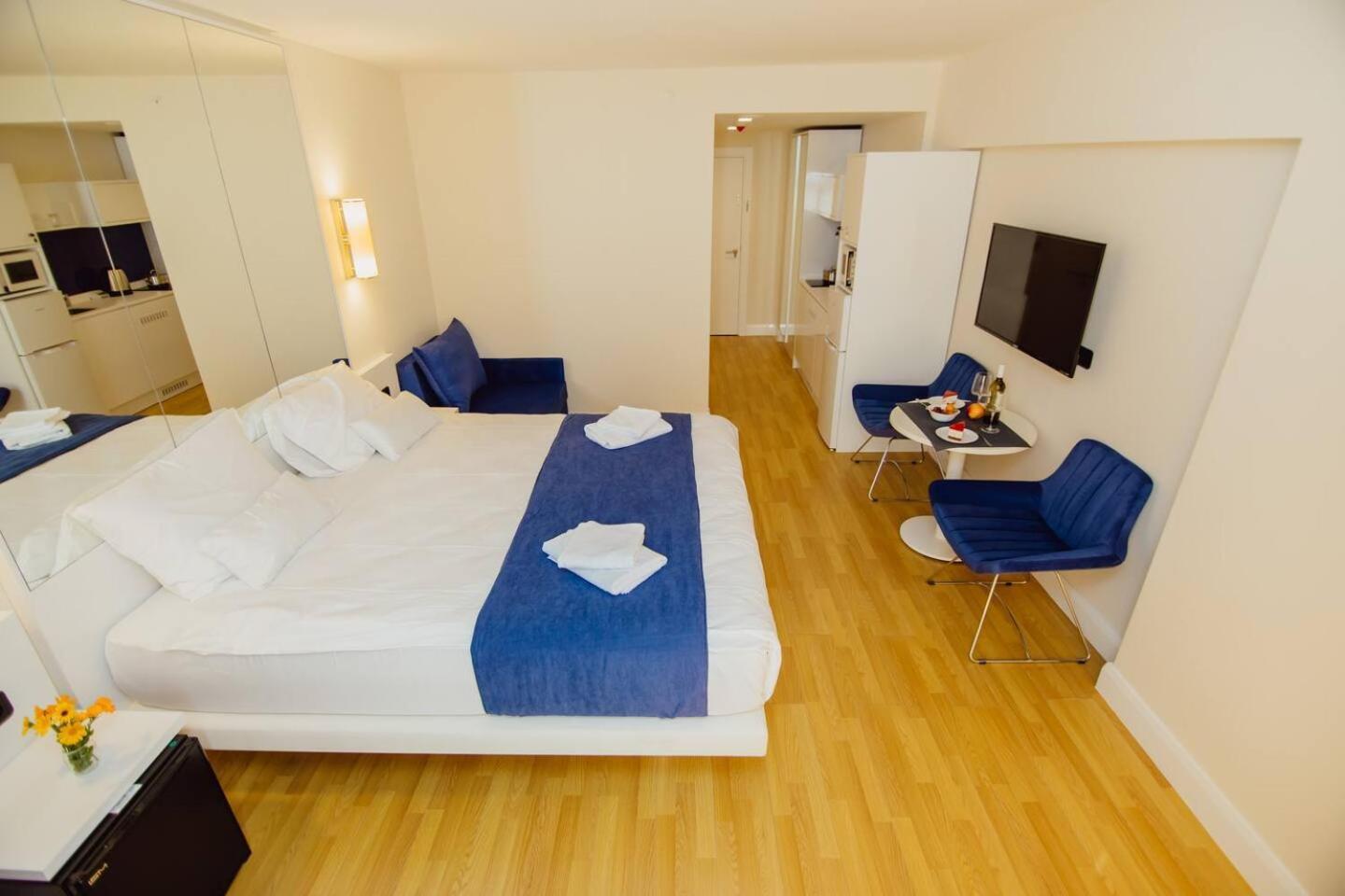 Orbi City Batumi Hotel ภายนอก รูปภาพ