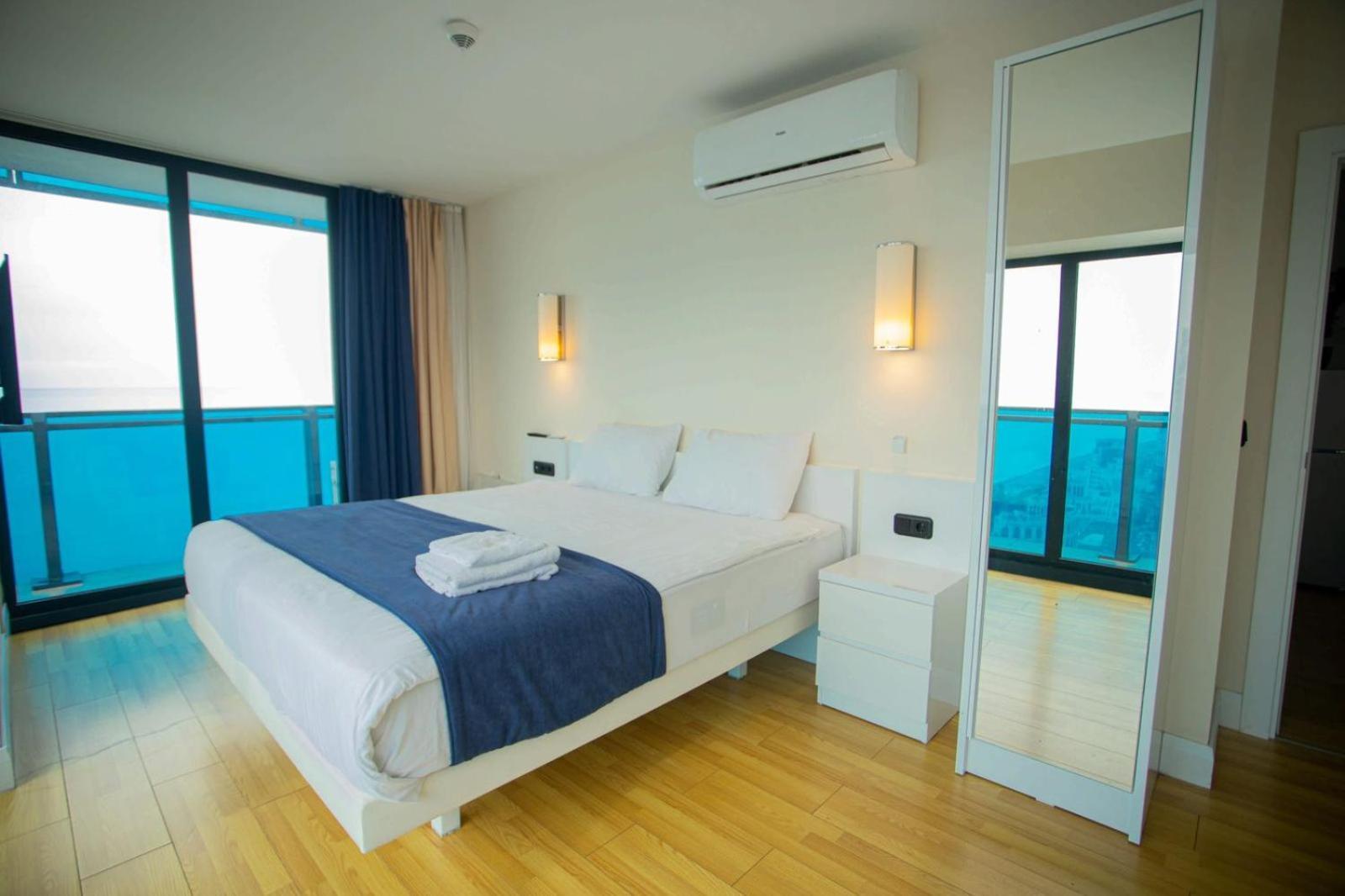 Orbi City Batumi Hotel ภายนอก รูปภาพ