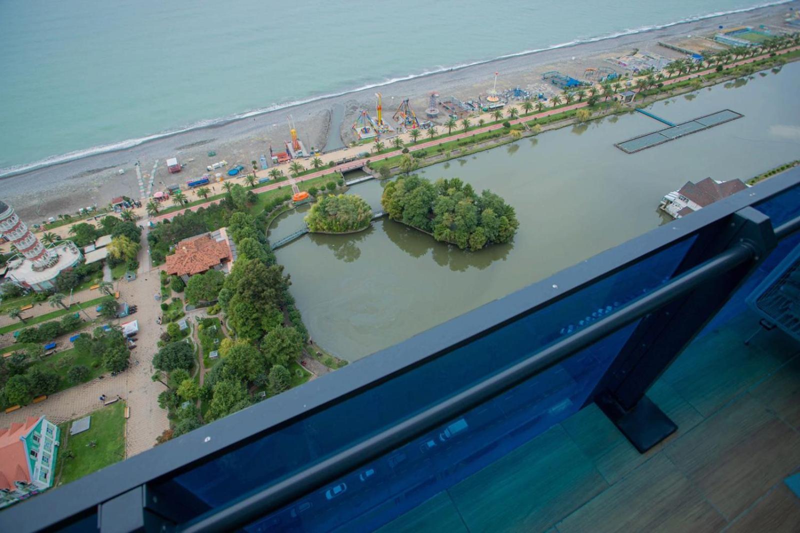 Orbi City Batumi Hotel ภายนอก รูปภาพ